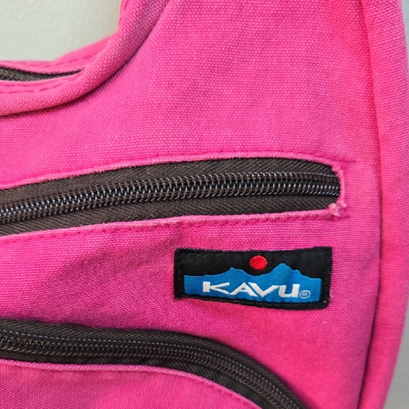 Kavu Hot Pink Canvas Shoulder Crossbody Bag Adjustable Strap Front Zip Pockets - Picture 2 of 16